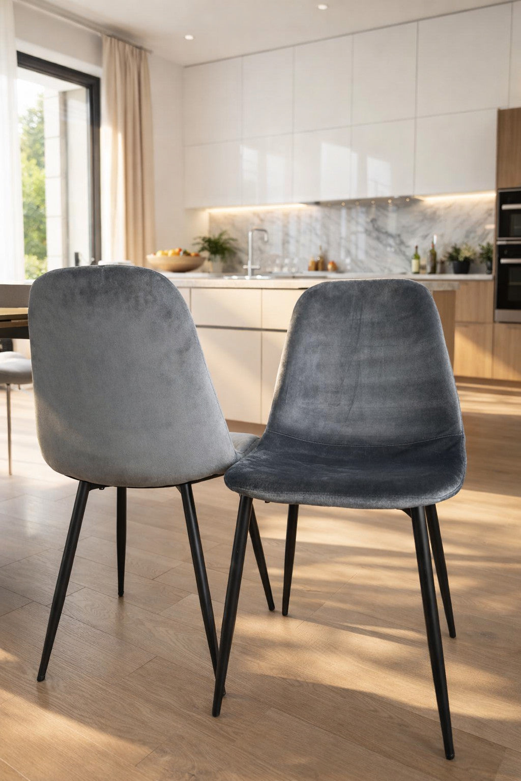 Grey Black Legs Dining Chairs (Set of 4)