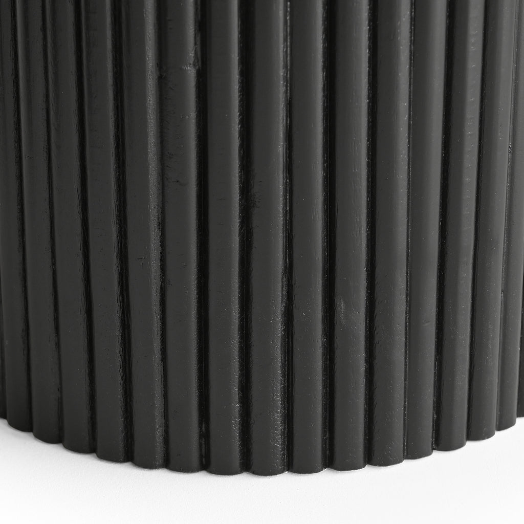 Jilsa Coffee Table (Black and Black)