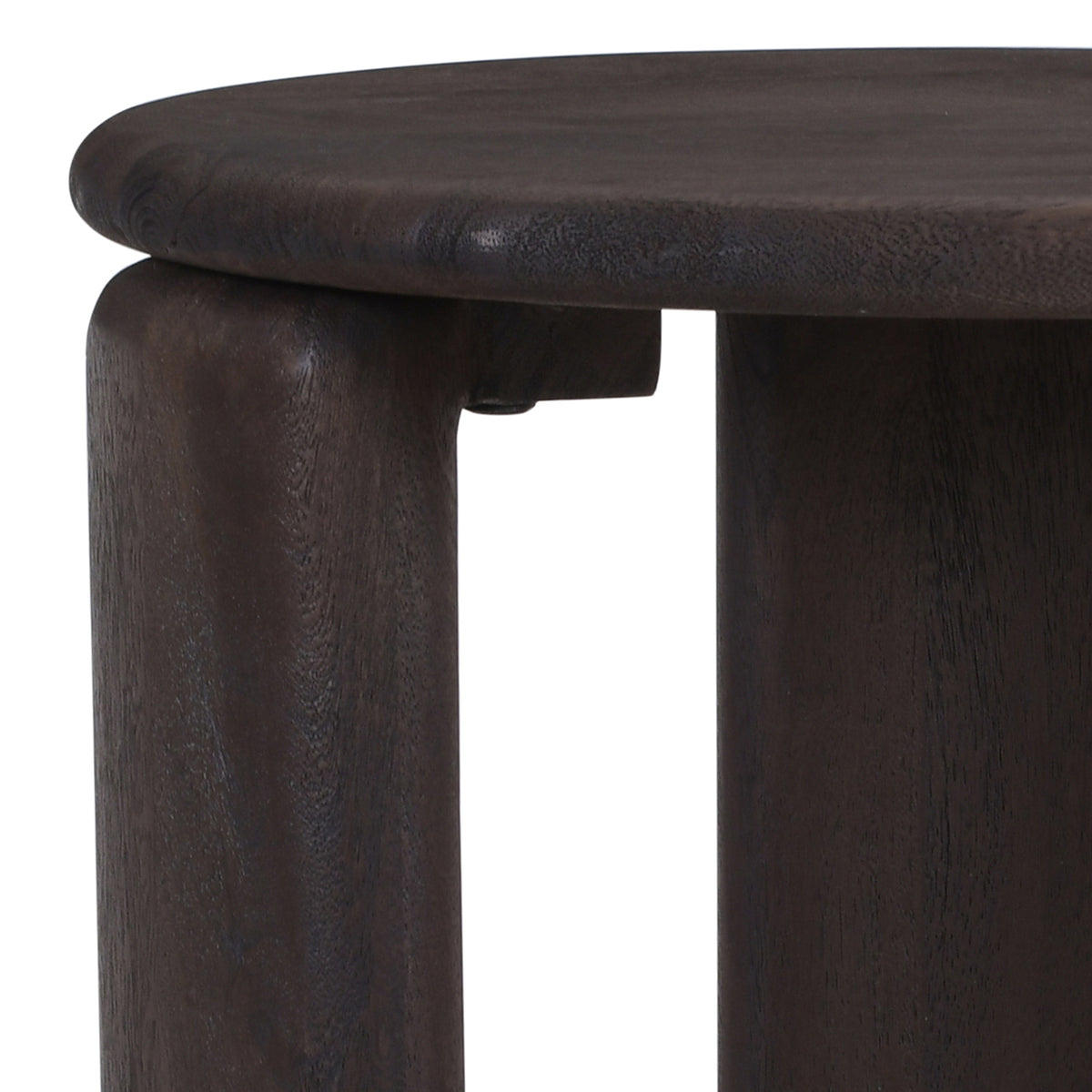 Cabot Round Accent Table (Mocha)