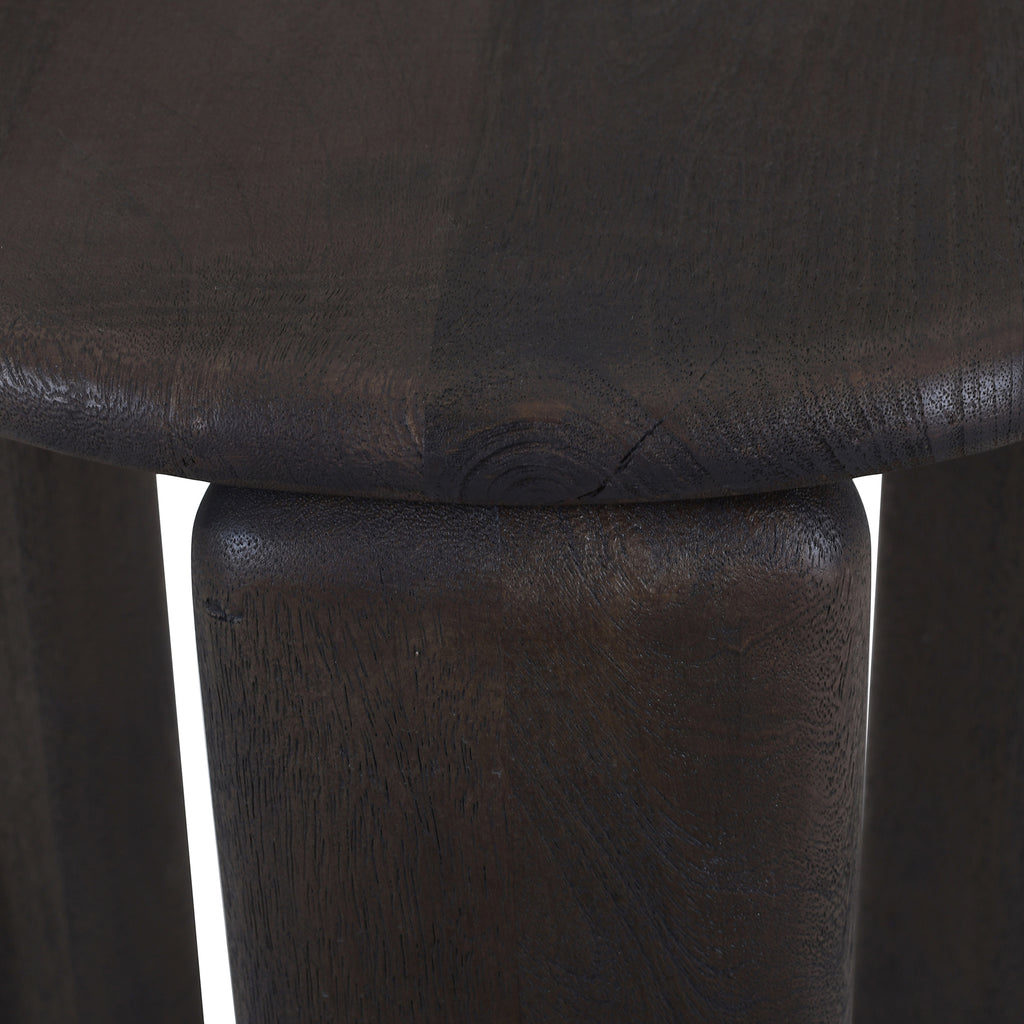 Cabot Round Accent Table (Mocha)