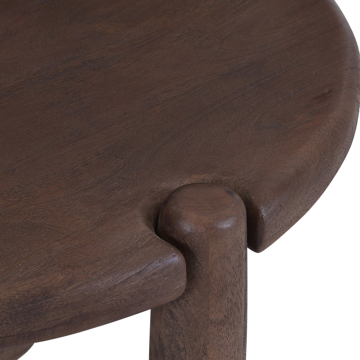 Carlyn Round Accent Table (Dark Walnut)