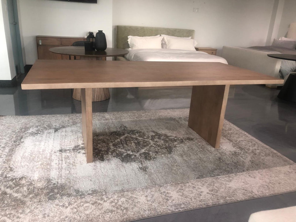 Dining Table (Natural Oak)