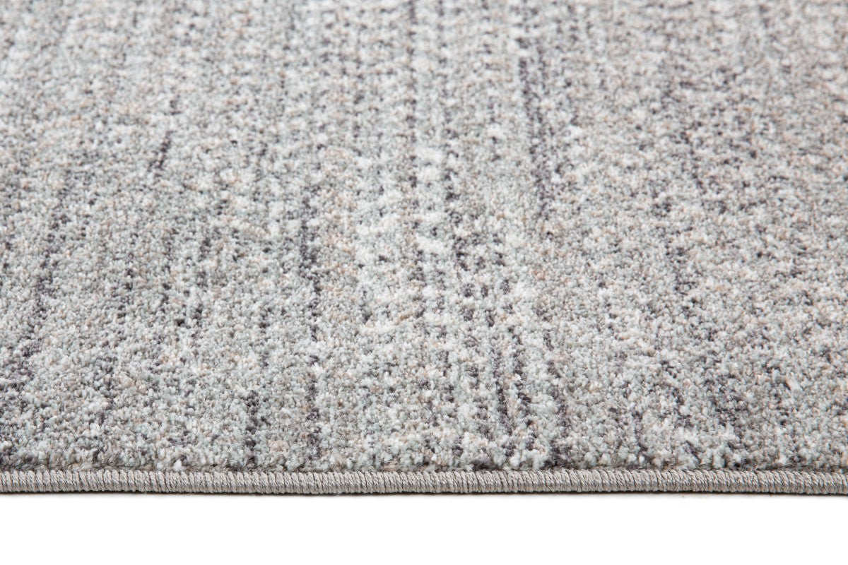8 x 11 Area Rug (White/Beige)