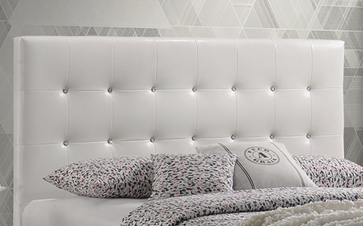Glare Queen Size Bed in White PU