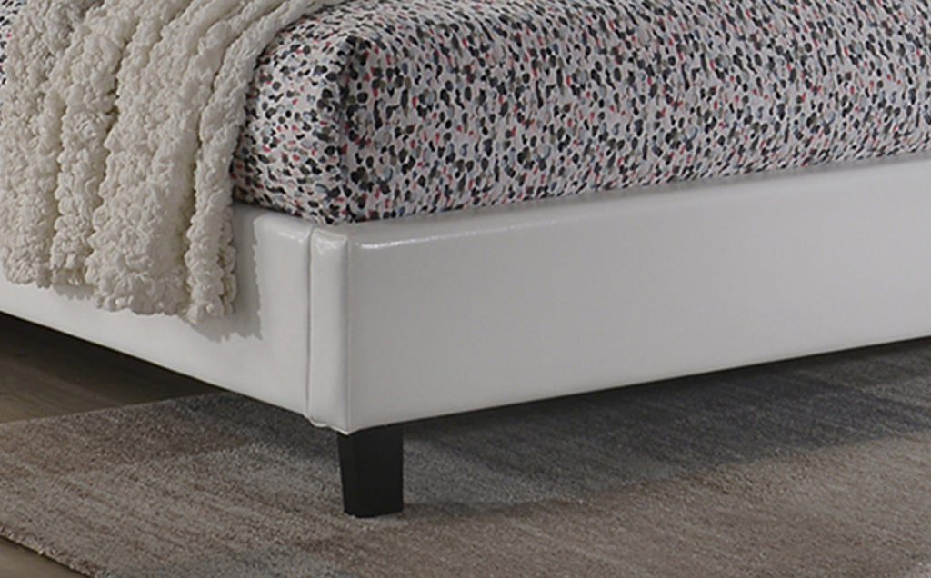Glare Queen Size Bed in White PU