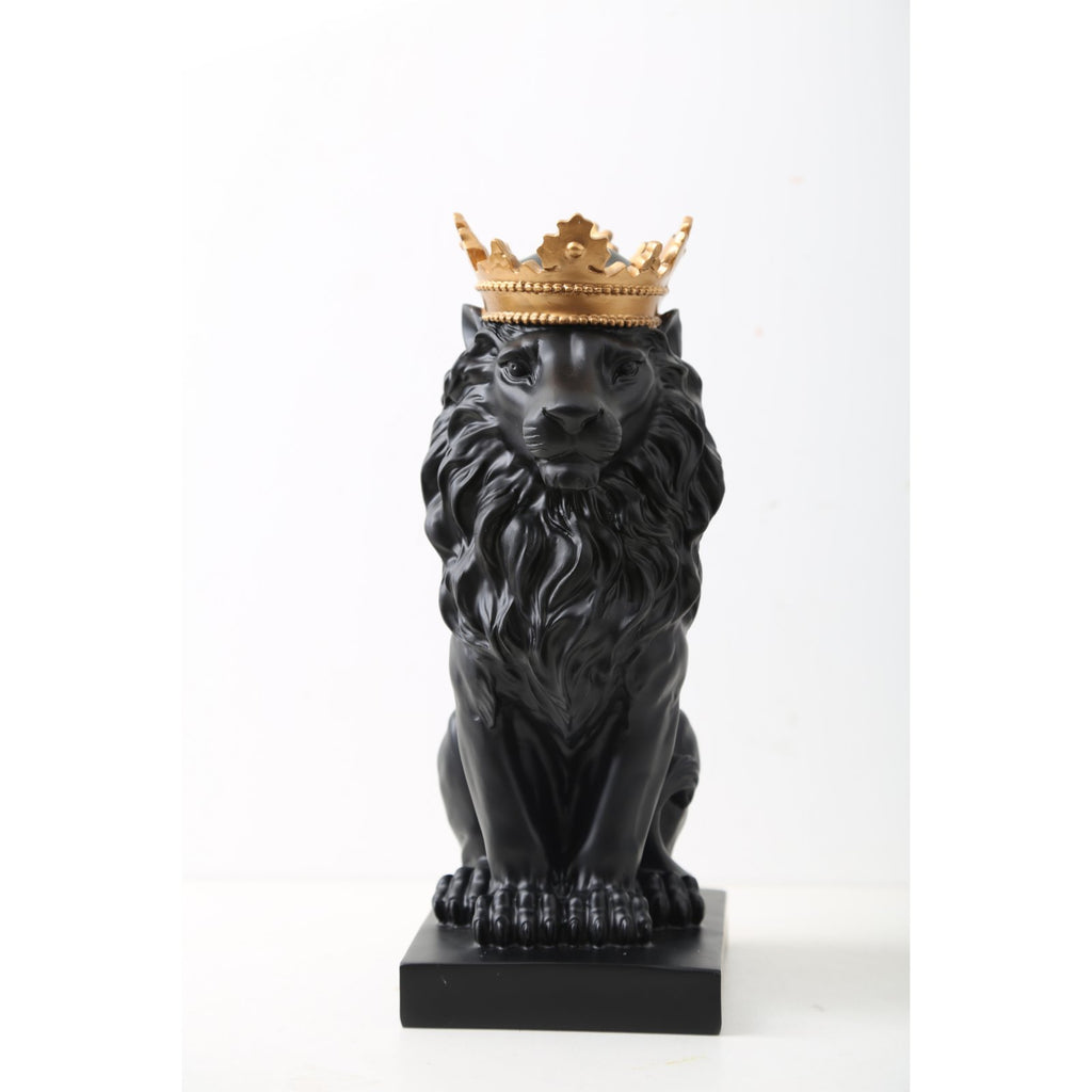 Royal Lion Statue