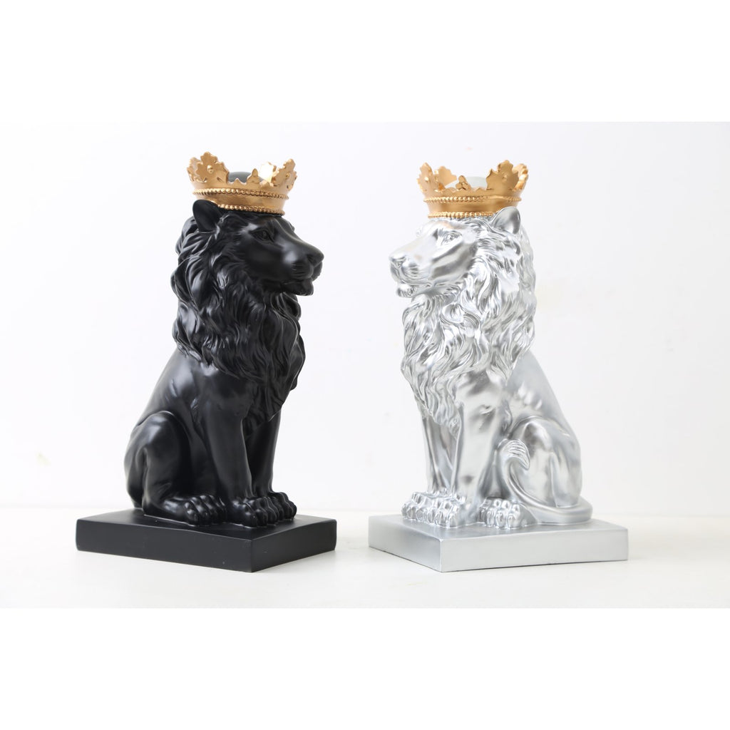 Royal Lion Statue