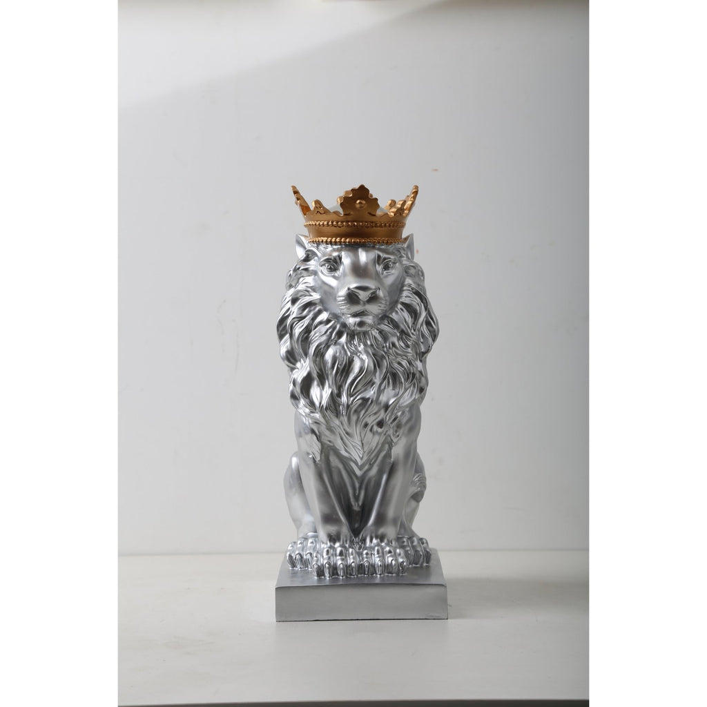Royal Lion Statue