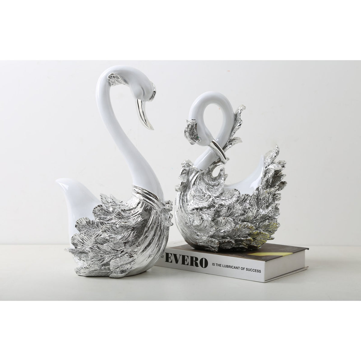 Divine Swans – Set of 2