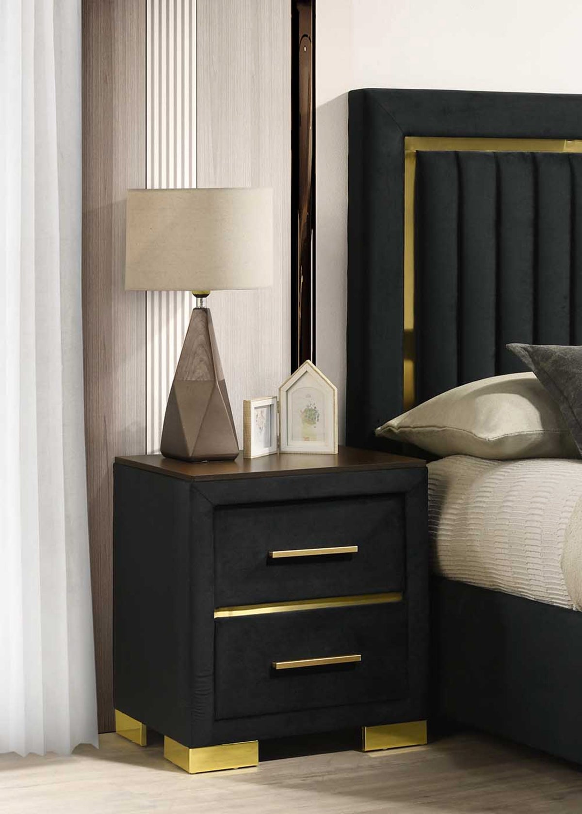 Aurora Platform Bed