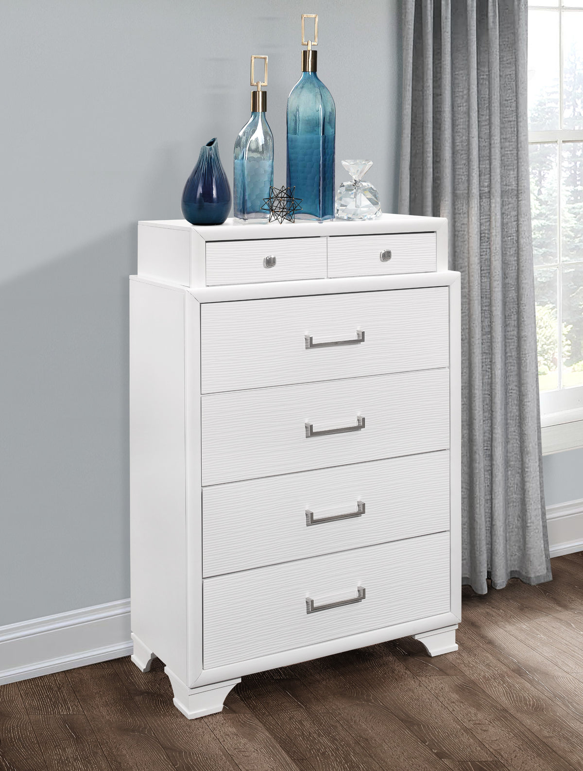 Jordyn-White Platform Bed