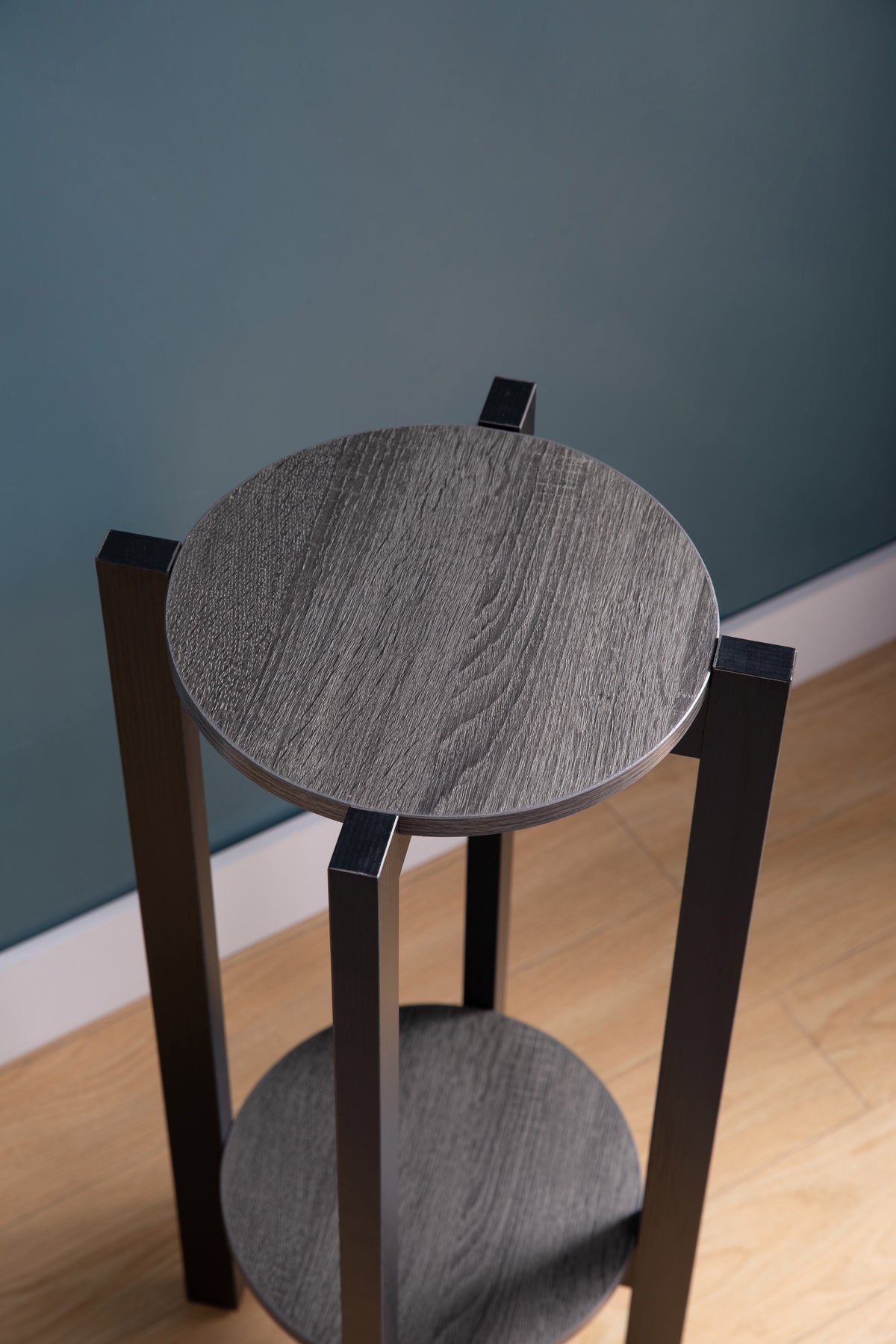 IF-090 Side Table