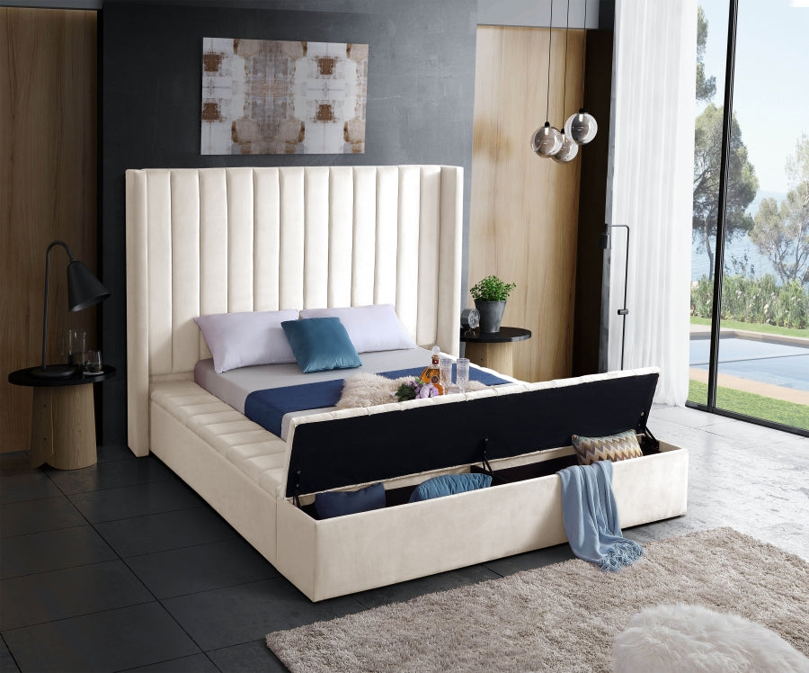 IF 5723 Bed (Crème)