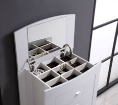 Barcelona Chest