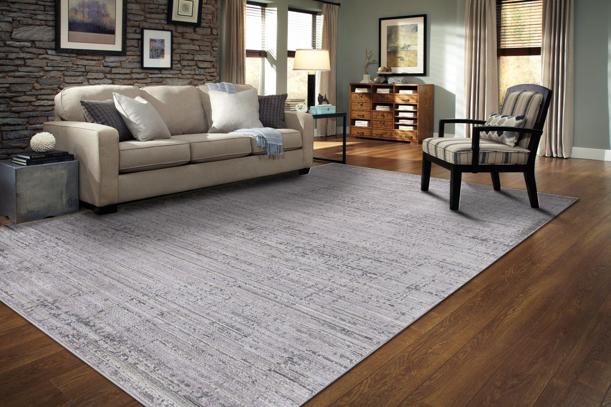 8 x 11 Area Rug (Grey/Black)