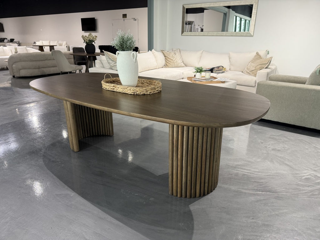 Dining Table (Walnut)